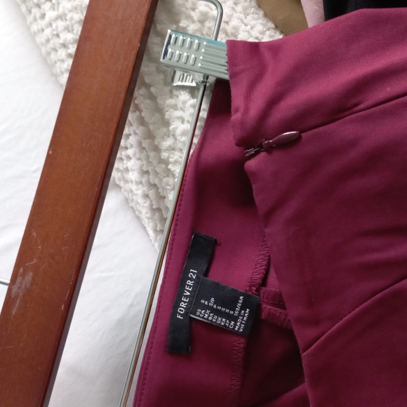 Maroon Pencil Skirt S - Picture 6 of 6